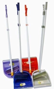 FOLDABLE LONG DUSTPAN & BRUSH